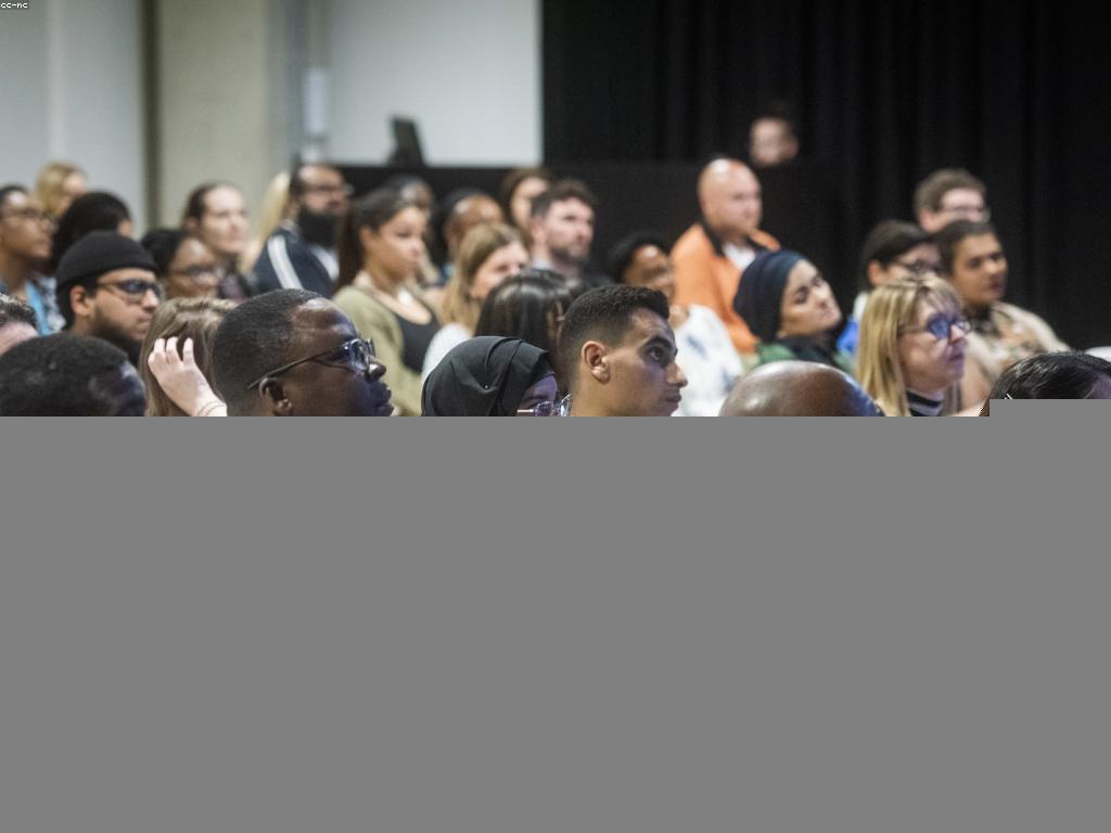 អត្ថប្រយោជន៍នៃព្រឹត្តិការណ៍ទាក់ទង